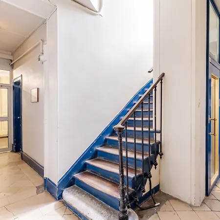 Moderne A Paris, 13 M² - Emplacement باريس